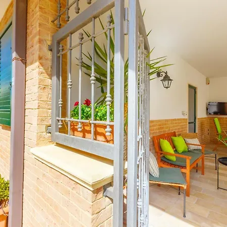 La Casa Di Giove Tatil Evi Specchiolla